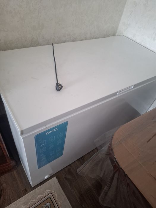 Морозильник новый