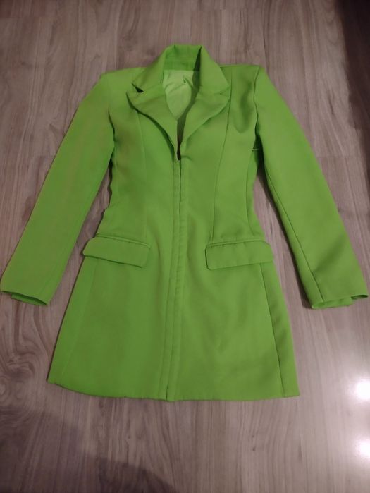 Дамска рокля тип сако