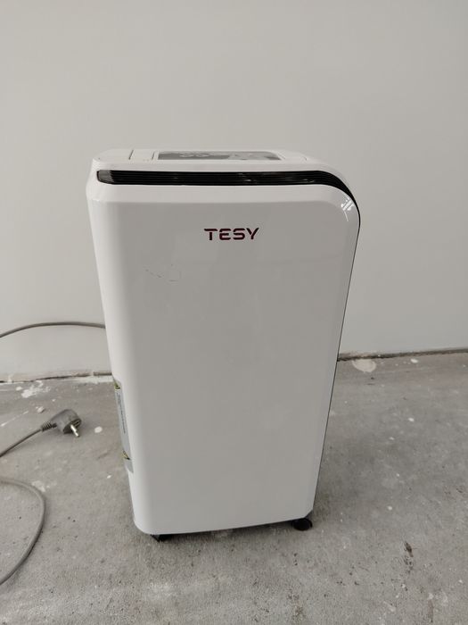 Dezumidificator TESY DHF 10 CEL