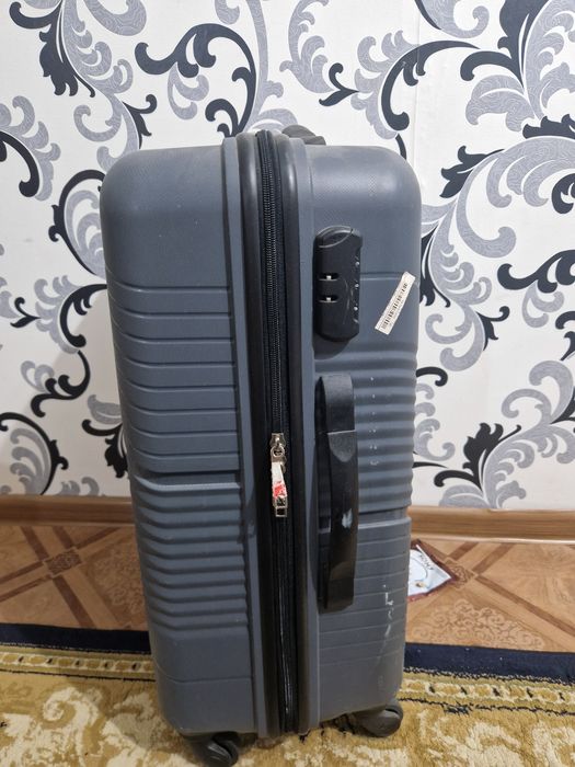 Чемодан safari 67 см