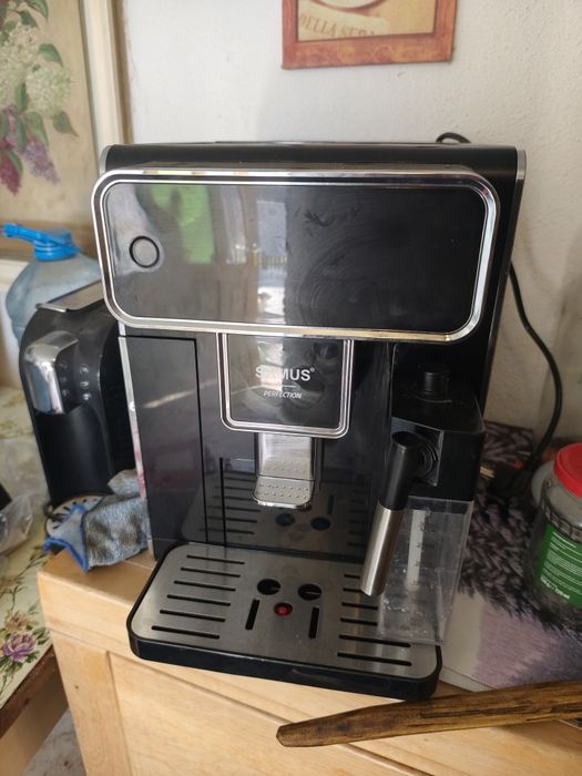 Vând expresor de cafea automat Samus