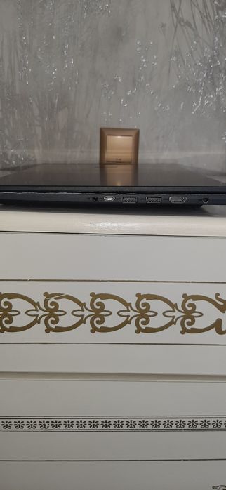 Asus Vivobook 15 X1504V