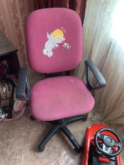 Стул компьютерный детский