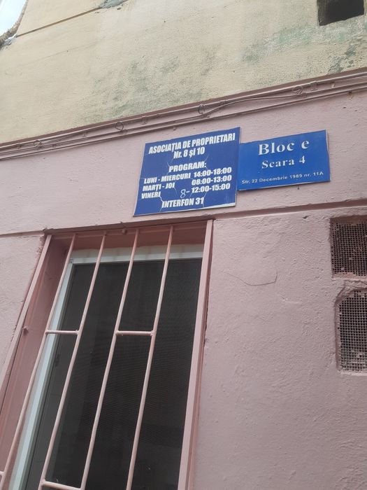Închiriez apartament Valea Roșie Craiova