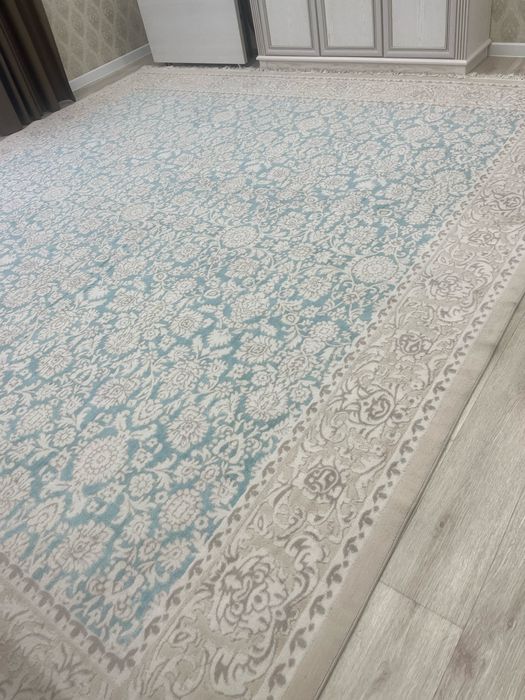 Ковры 2.5 на 4 и 4 на 4