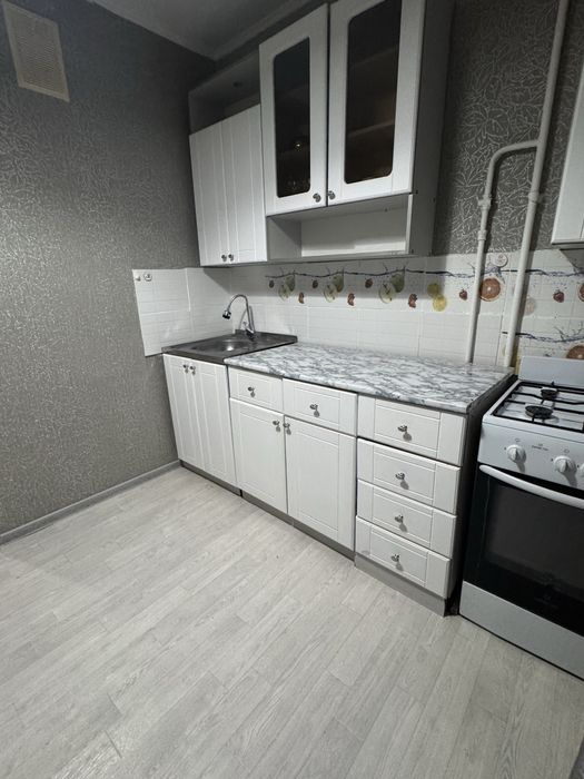 Кунаева 3 подьезд 4