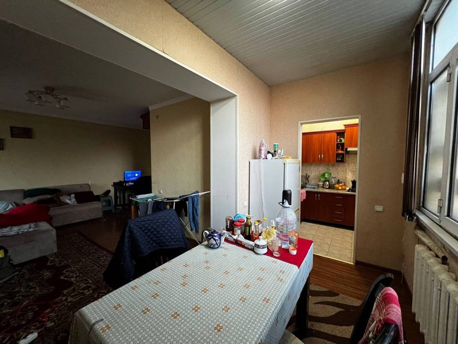 Продам квартиру на Ц-4