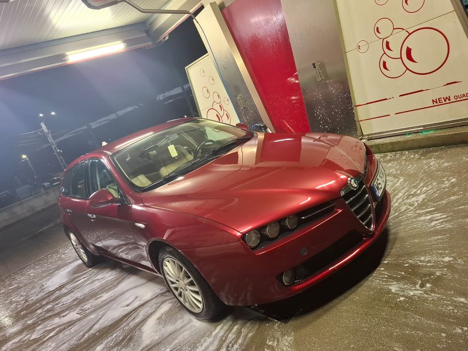 Vând alfa Romeo 159 sportwagon