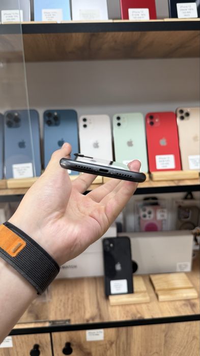 iPhone 11 64GB