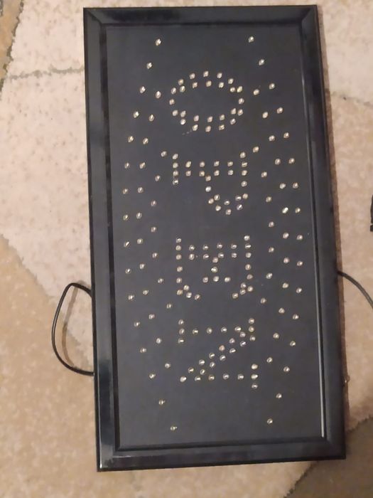 Вывеска для магазина "open".