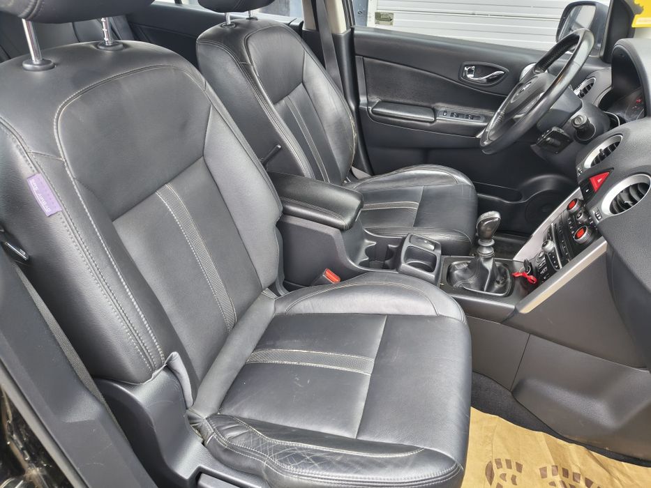 Renault koleos , 4x4 , 20 dci, Carlig , piele,scaune incalzite
