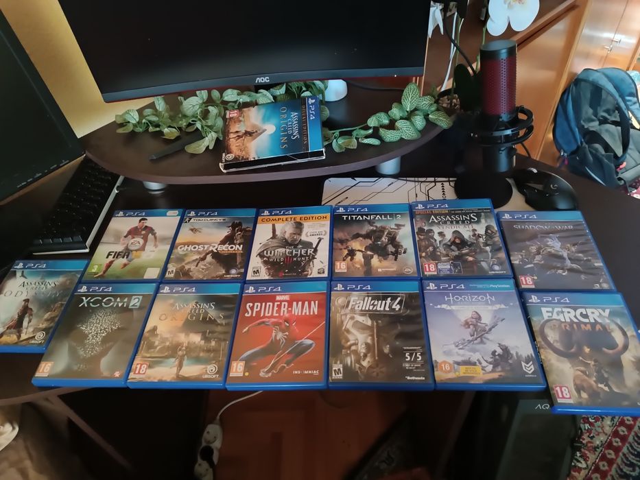 „PS4 1TB + 19 jocuri + controller – stare bună