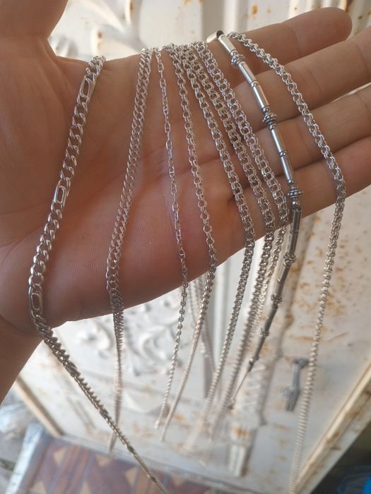 Цепочки 45000 сум за грамм.  Zanjirlar 45000 soʻm grami