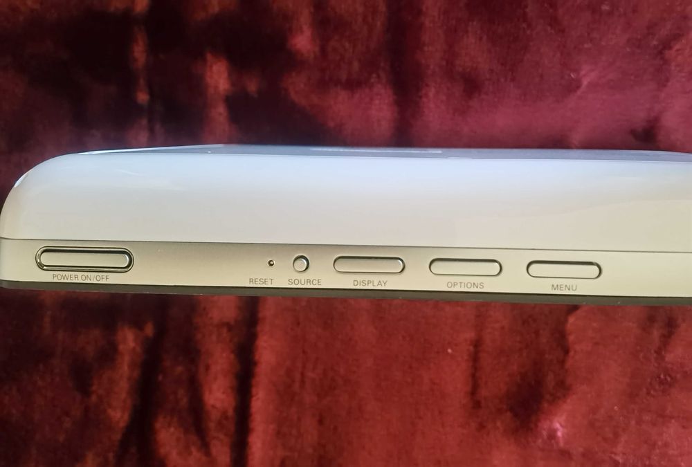 Philips PET836/12V мултимедия за автомобил/каравана 8,5"