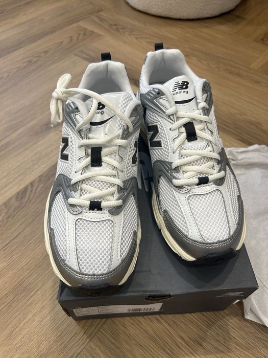 Кроссовки new balance