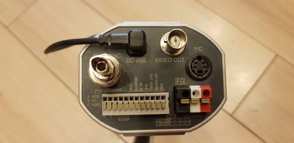 Camere supraveghere profesionale Siemens cu focalizare automată