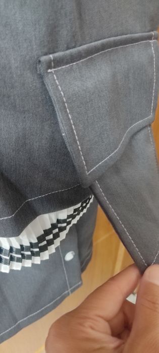 Продам костюм -тройку