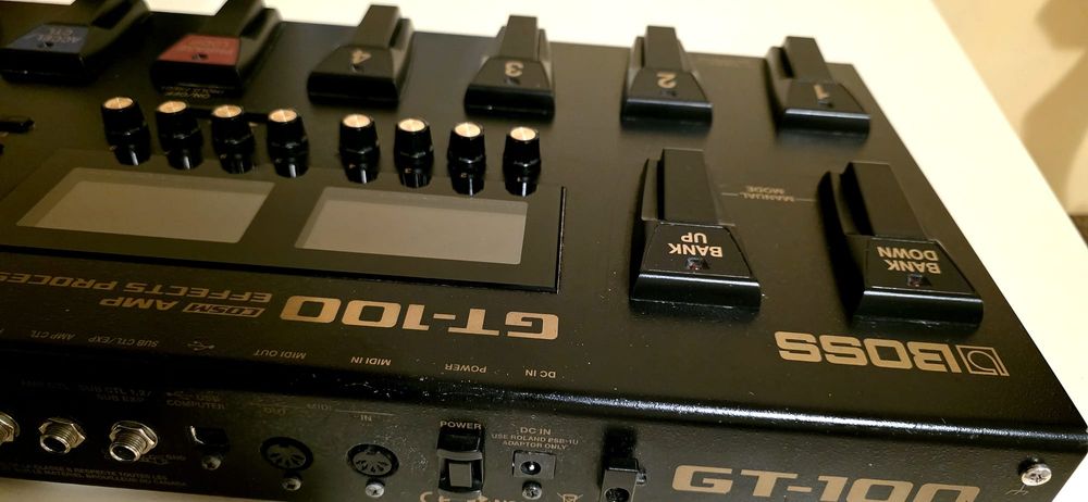 Efect chitara / Procesor BOSS GT 100 v2