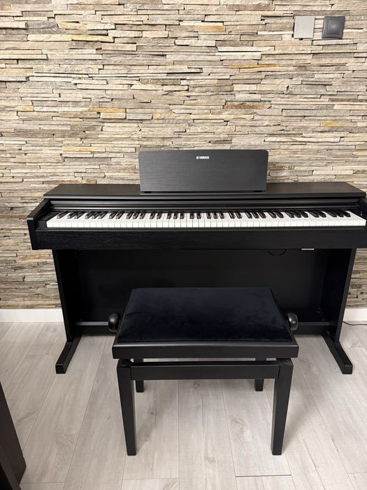 Vand pian Yamaha