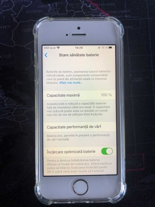 Telefon mobil Apple iPhone SE Gold 2016
