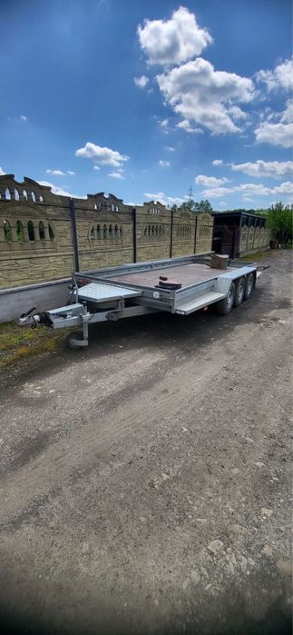 Vand Platforma pentru utilaje ( Accept si variante auto )