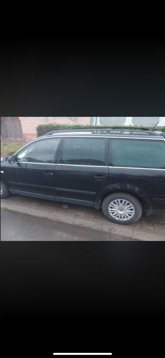 Vând Volkswagen pasat