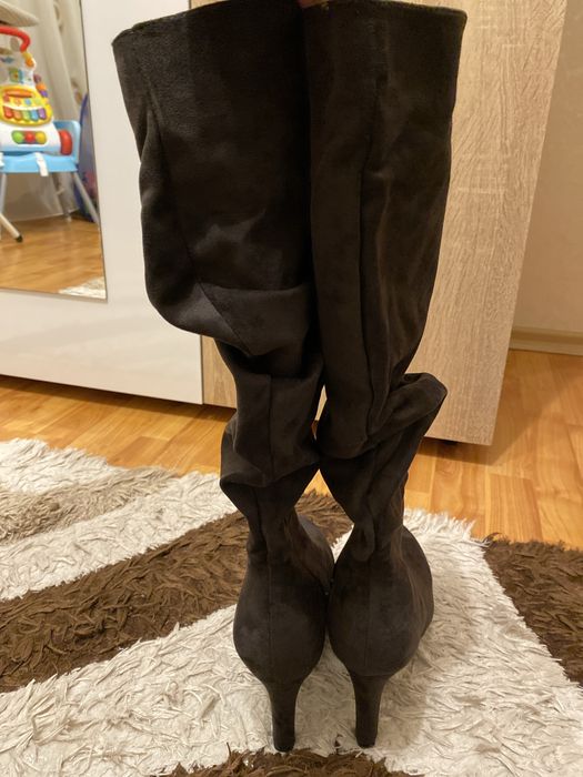 Дамски обувки и,боти и ботуши