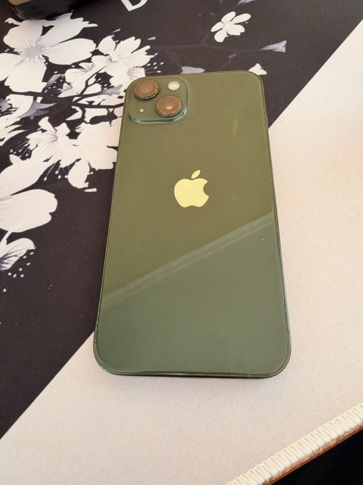 iPhone 13 Alpine Green
