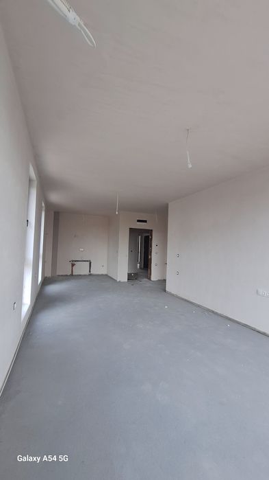 Продава  без комисиона двустаен