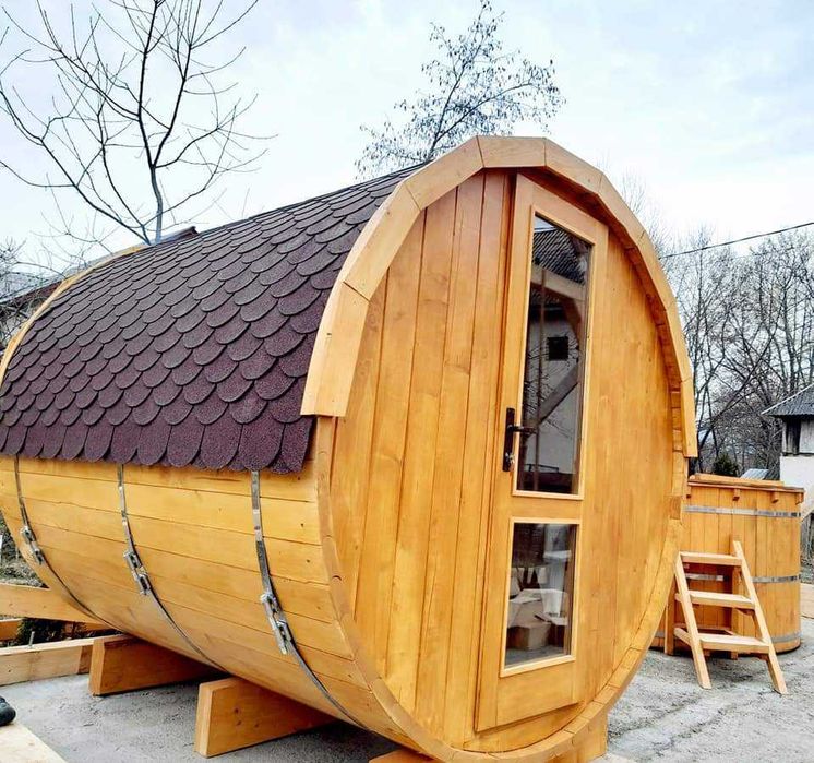 Sauna exterioara tip butoi/ ciubar (barrel sauna)