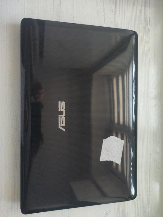 Продам ноутбук ASUS K52J Series.