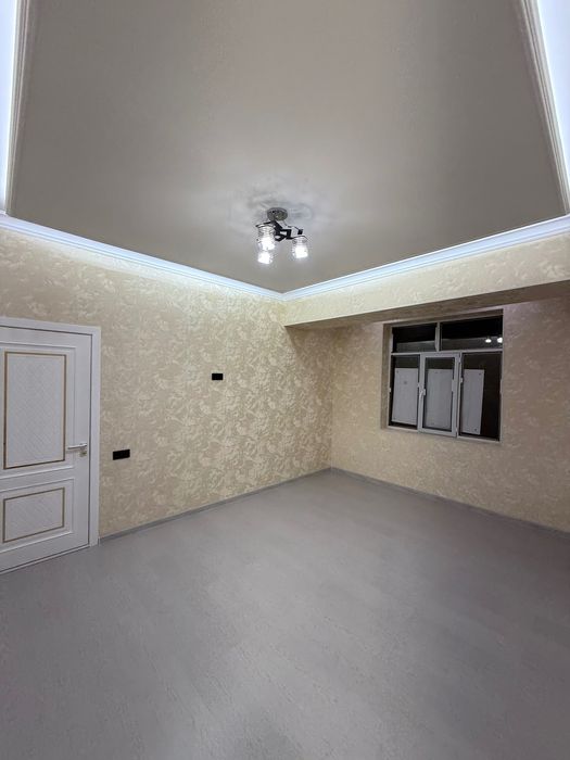 Яшнабад улица Иззат-58 Новостройке продаю квартиру  1/2/8  45м2