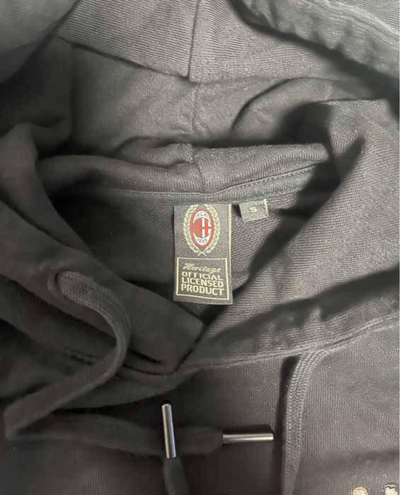 Горнище на AC Milan