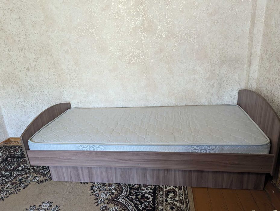 Продам кровать в хорошем состоянии