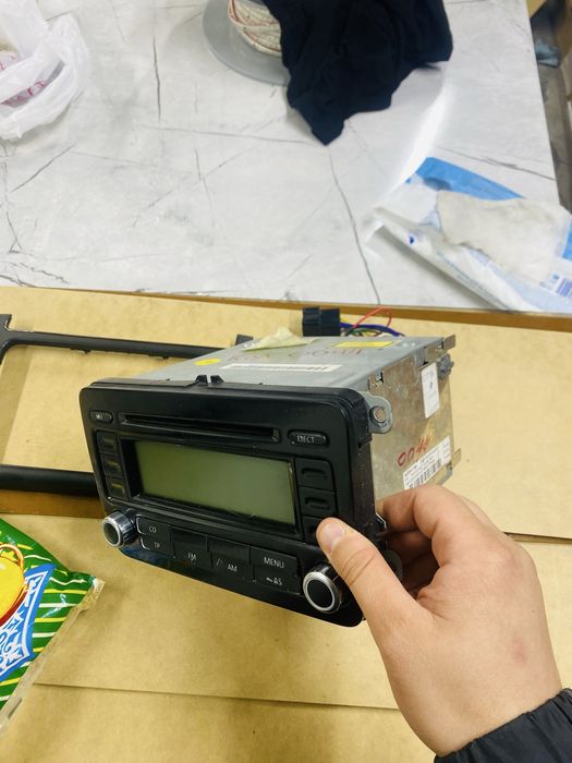 Магнитофон оригинал Volkswagen polo