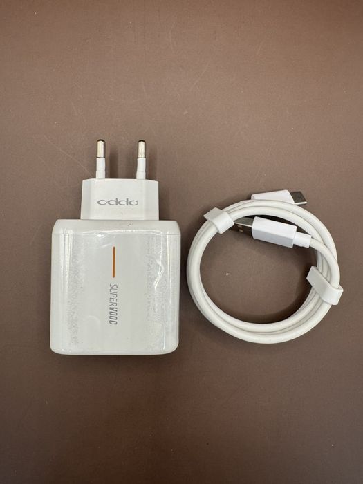 Oppo SuperVooc Charger 65 w