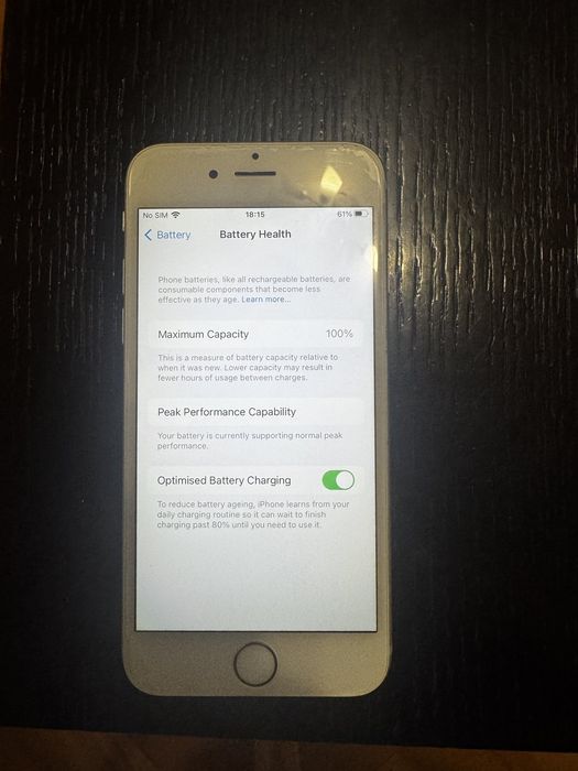 Продавам 2 iPhone 6S