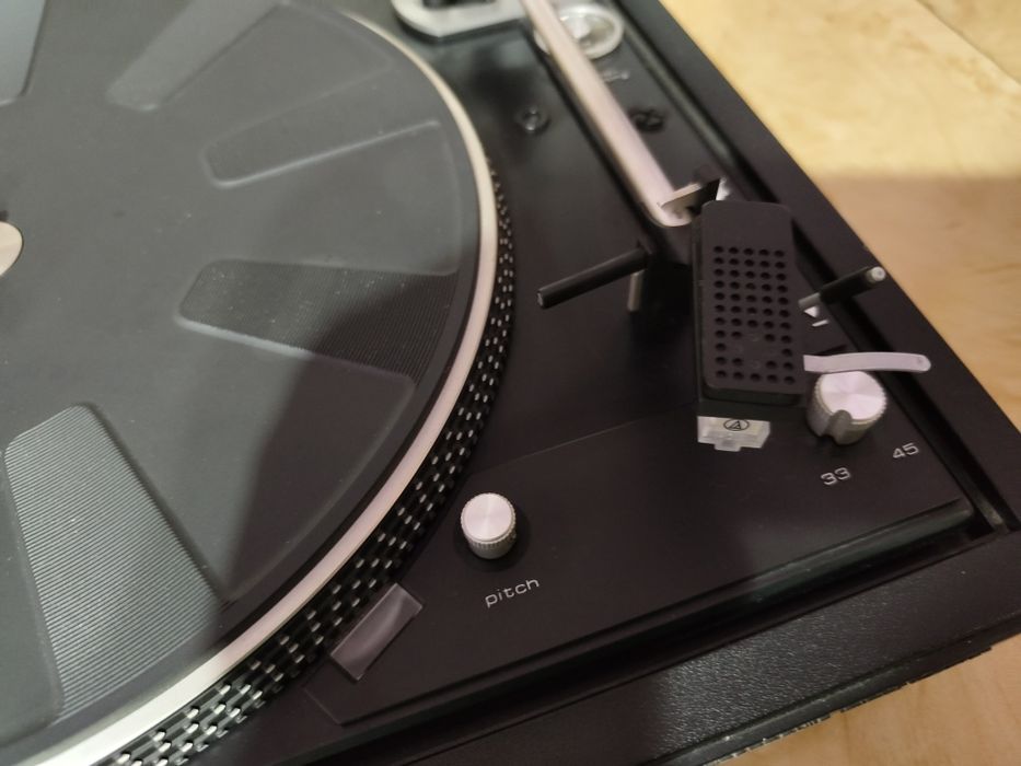 Pick-up Dual 704 direct drive electronic