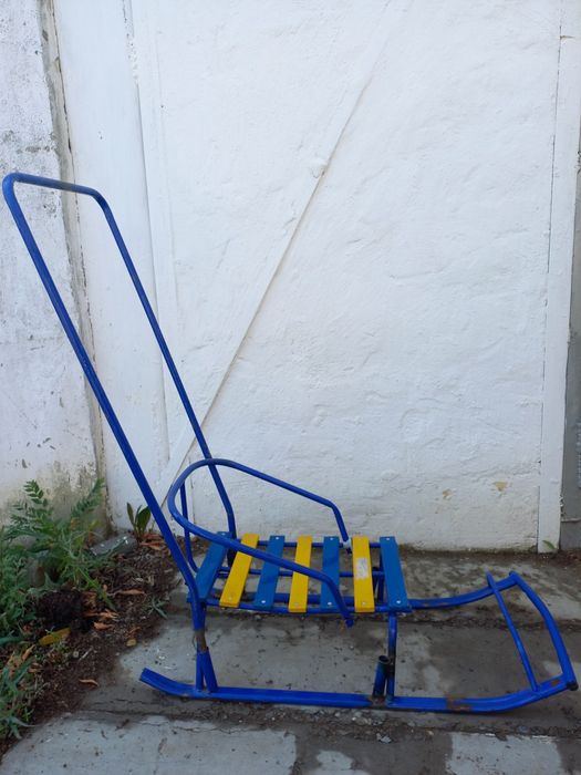 Продам   детские санки  недорого