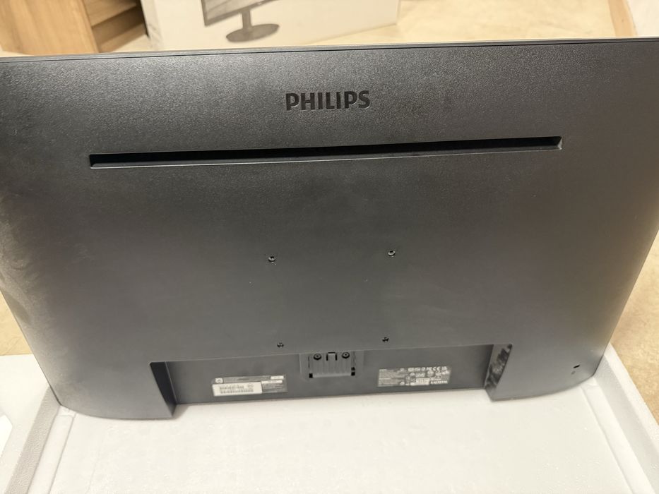 Monitor 27” Philips