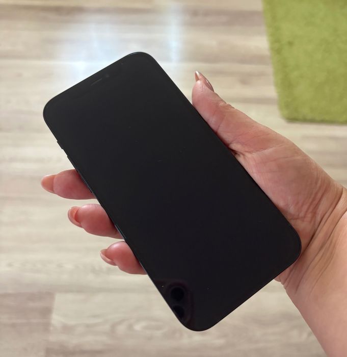Telefon Iphone 12 black 64gb