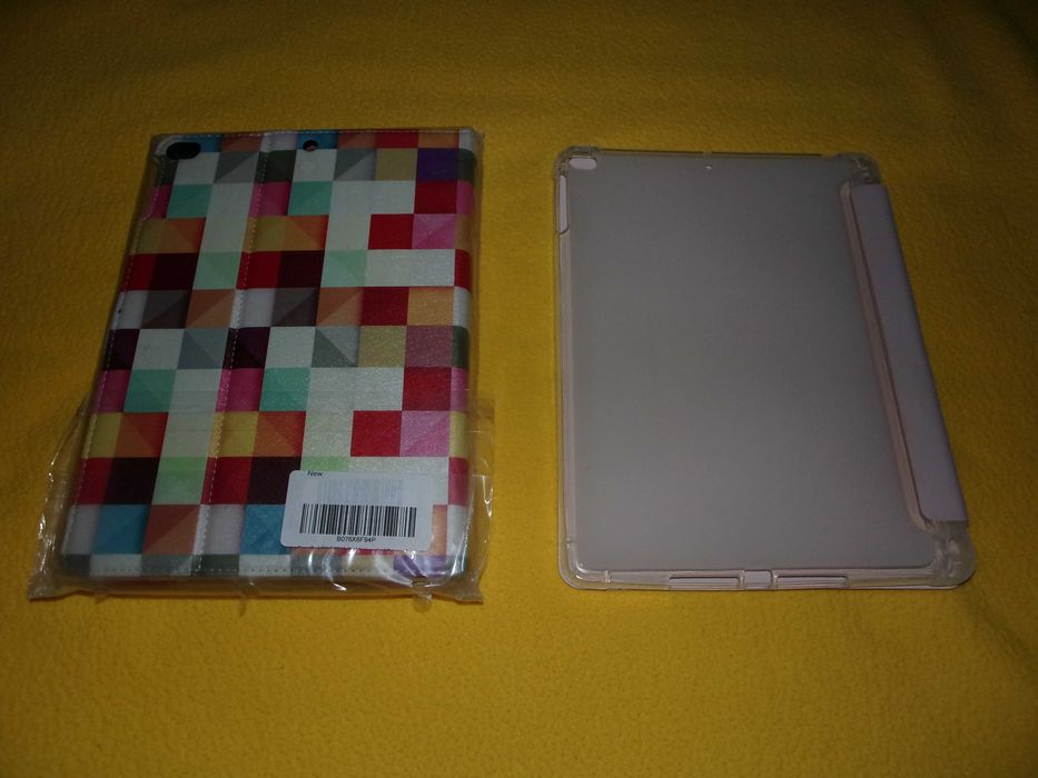 Huse IPAD tablete noi sigilate