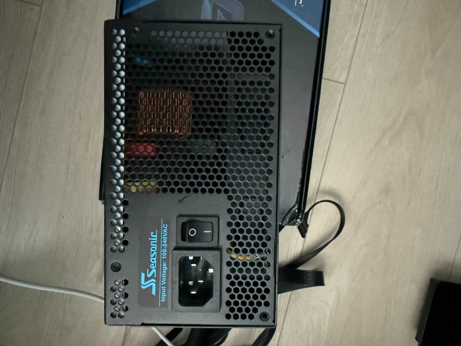 Захранване Seasonic G12 GC-750 750W 80+ Gold – гаранция, топ състояние