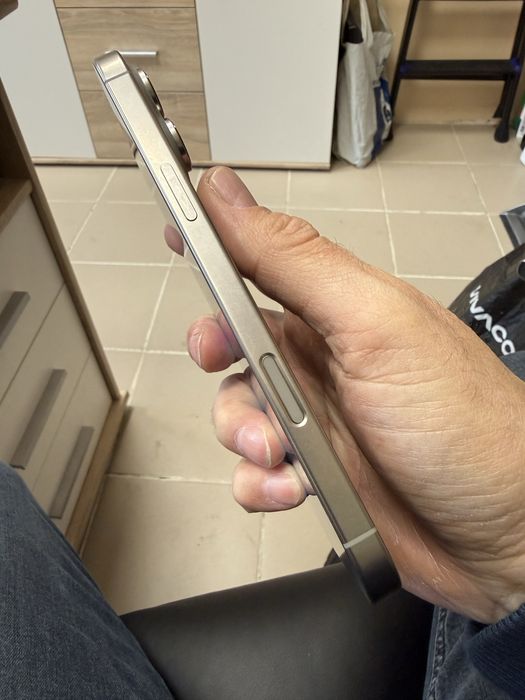 iPhone 16 Pro Max 256gb - 100% battery, без забележки