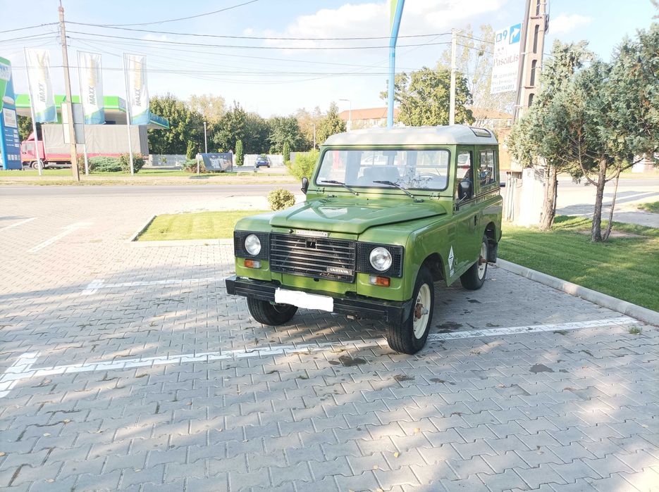 Land Rover Defender  Santana 88
