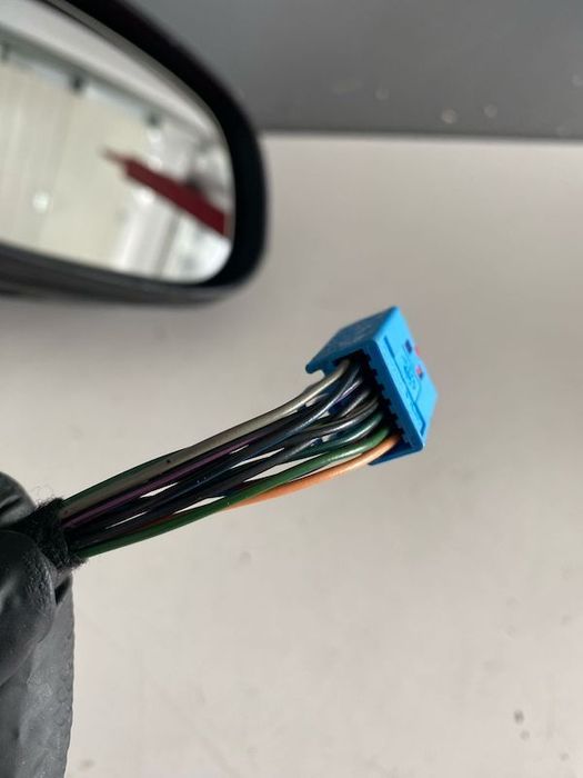 Oglinda dreapta electrica cu rabatare, bec si bliss 10 FIRE VOLVO V50 2011 31299498 31278741