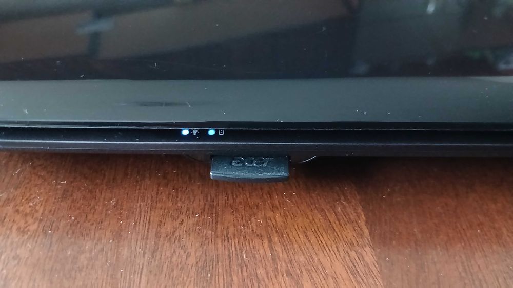 Лаптоп Acer Aspire 5737Z с оригинален Windows 7 Ultimate