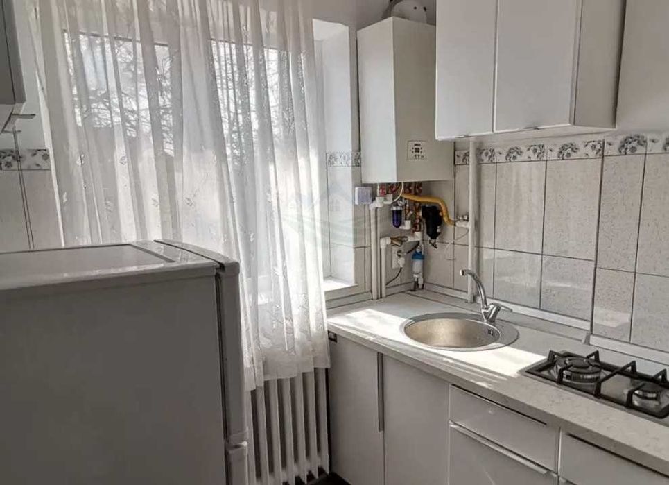 Дава се под наем Едностаен апартамент в Пловдив, Център - 45 кв.м за 188.7 € - Снимка #1