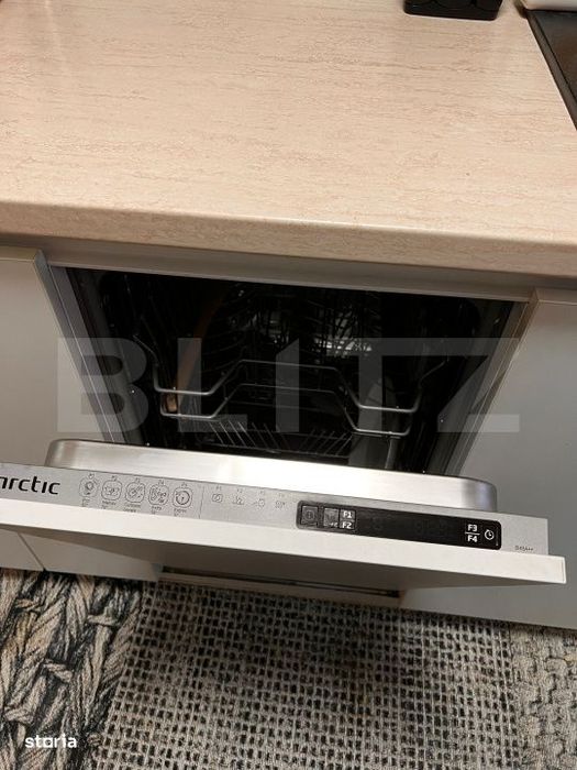 Apartament 2 camere, etaj 2, parcare inclusa, bloc cu lift, zona sens