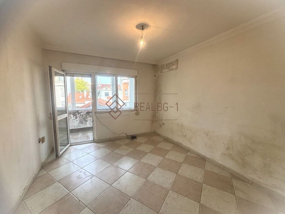 Продава се Двустаен апартамент в Варна, Операта - 76 кв.м за 2040 €/кв.м - Снимка #5